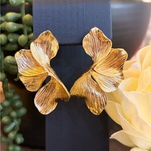 Elegant Gold plated Leaf Earrings